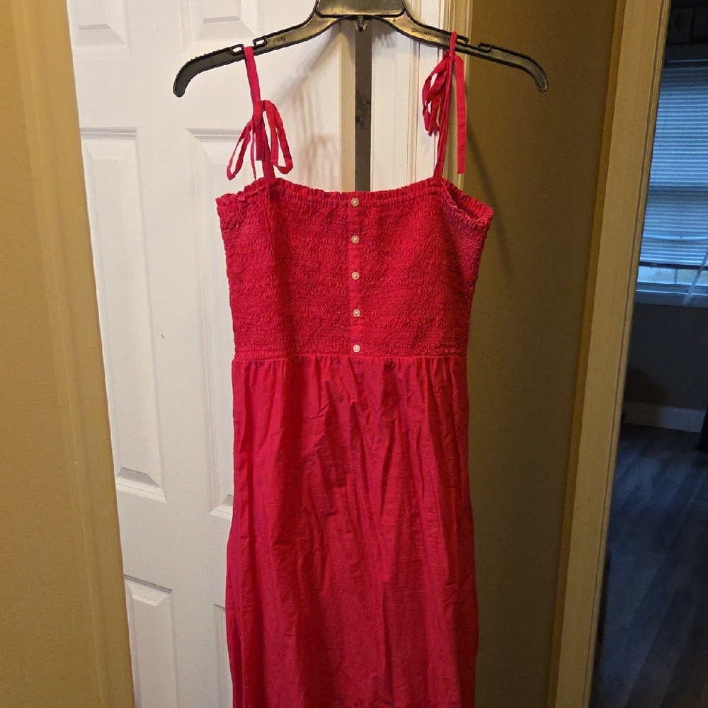 LOFT Fushia Smocked Dress- EUC